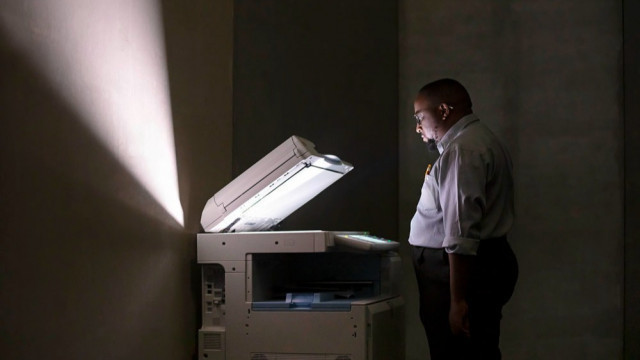 COMMISSION CONTINUA: The power’s in the paper